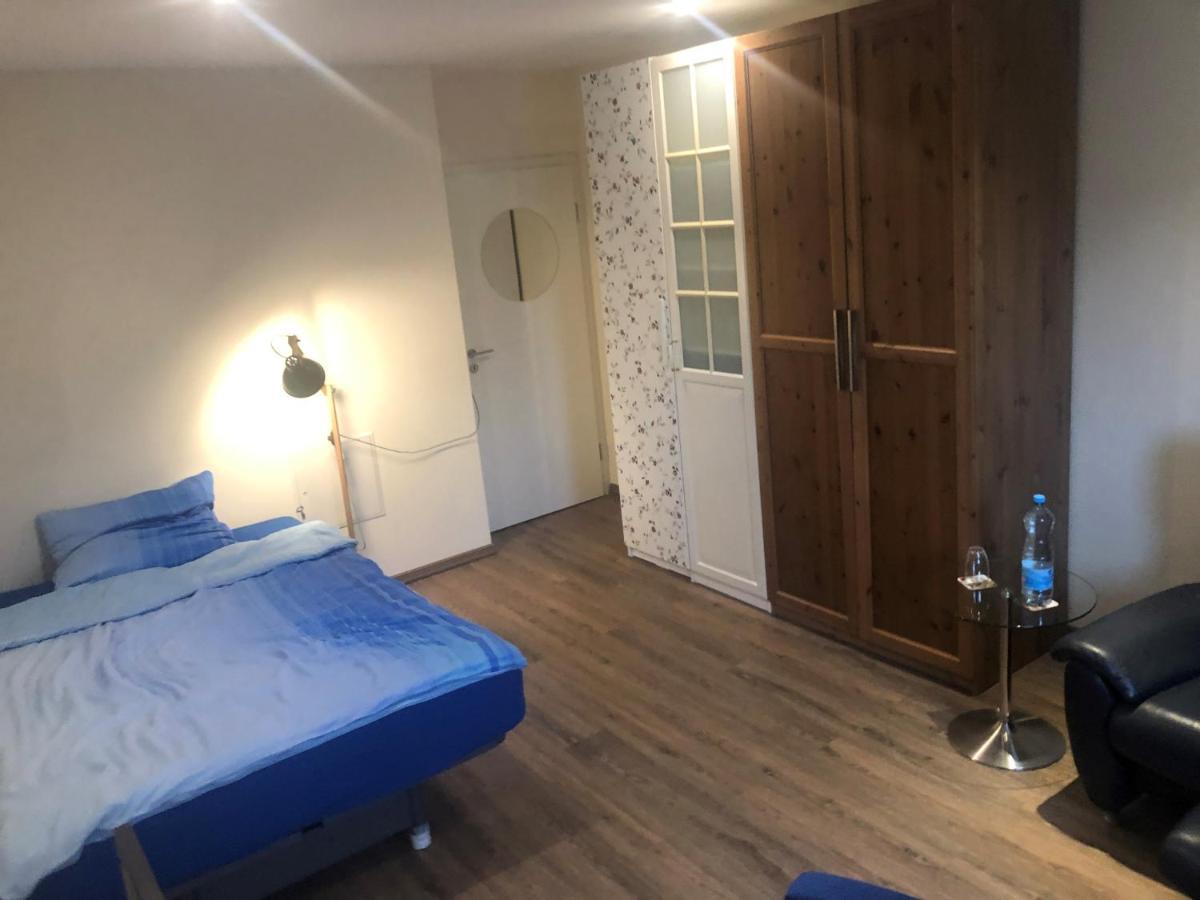 Calm Spacy Room, Own Modern Bath, Near Center, To 1 Person Or A Couple - Not Suitable For Craftsmen, Not Accepted - Privatly Rented Nuremberg Exterior photo