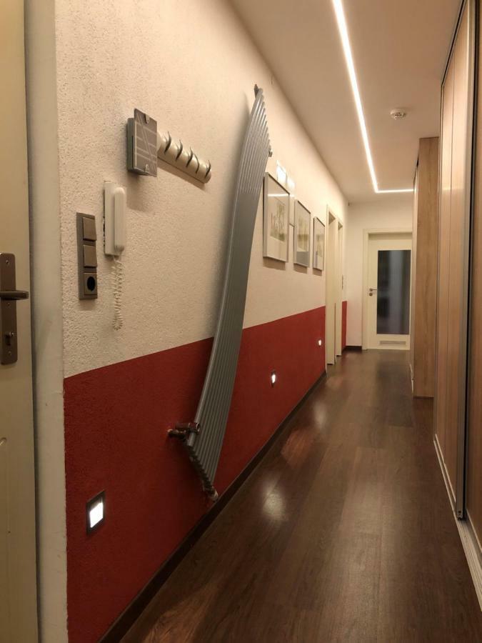 Calm Spacy Room, Own Modern Bath, Near Center, To 1 Person Or A Couple - Not Suitable For Craftsmen, Not Accepted - Privatly Rented Nuremberg Exterior photo